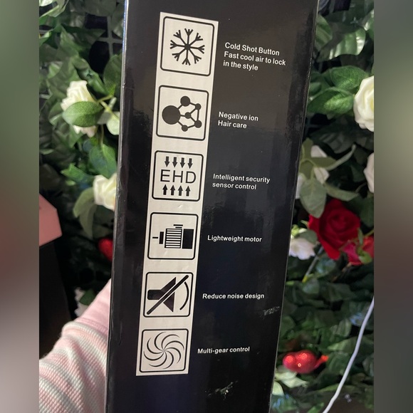 Professional Salon Hair Dryer - Black - Picture 4 of 4